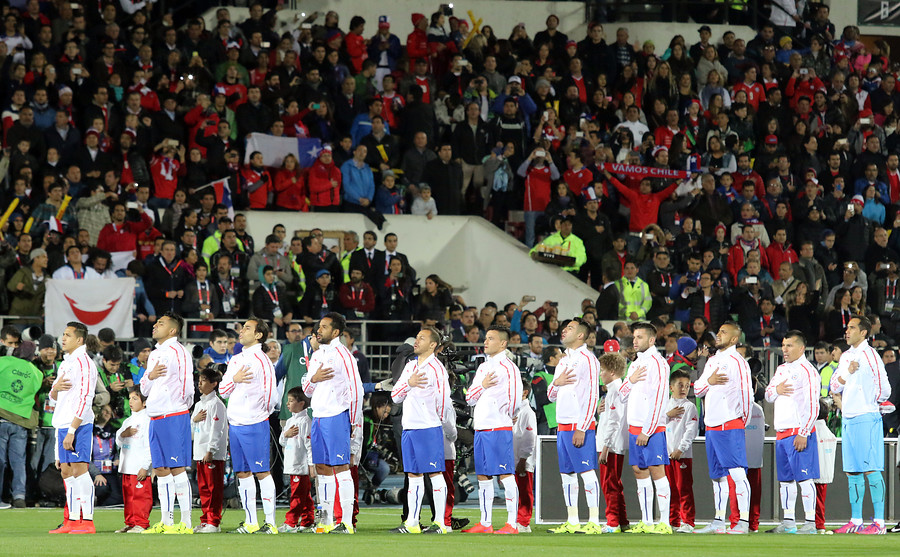 Ocho datos de Chile en el debut ante Ecuador