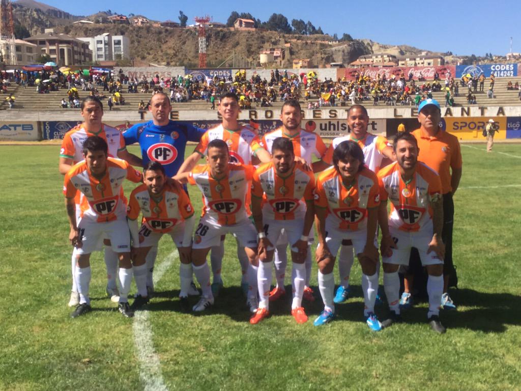 Cobresal derrotó a The Strongest gracias a un cagazo del portero boliviano