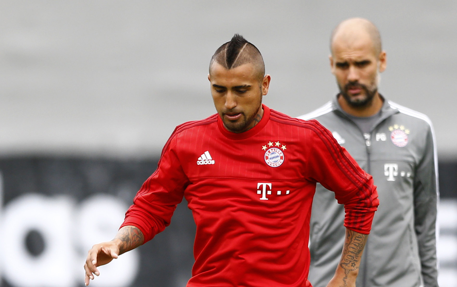 Pep Guardiola vuelto loco por desorden táctico de Arturo Vidal